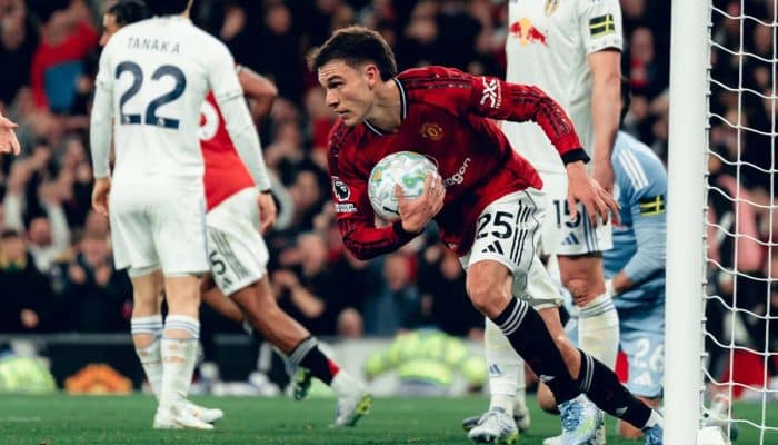 Serangan Cepat Leeds United Hancurkan Pertahanan MU di Kandang Old Trafford