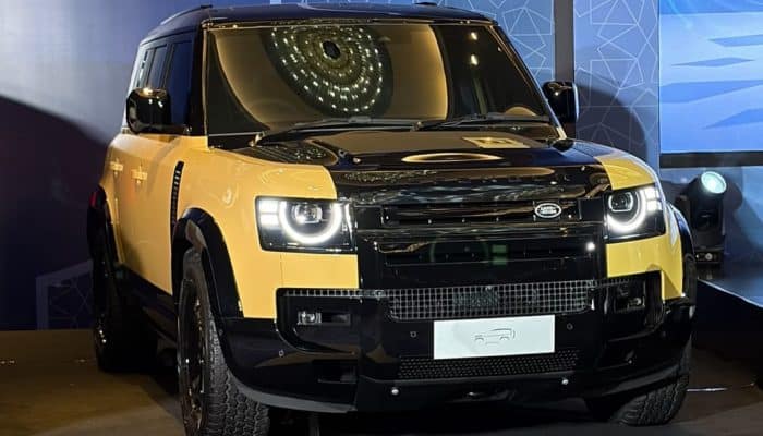 Land Rover Defender Trophy: Performa Tangguh dengan Sentuhan Eksklusif
