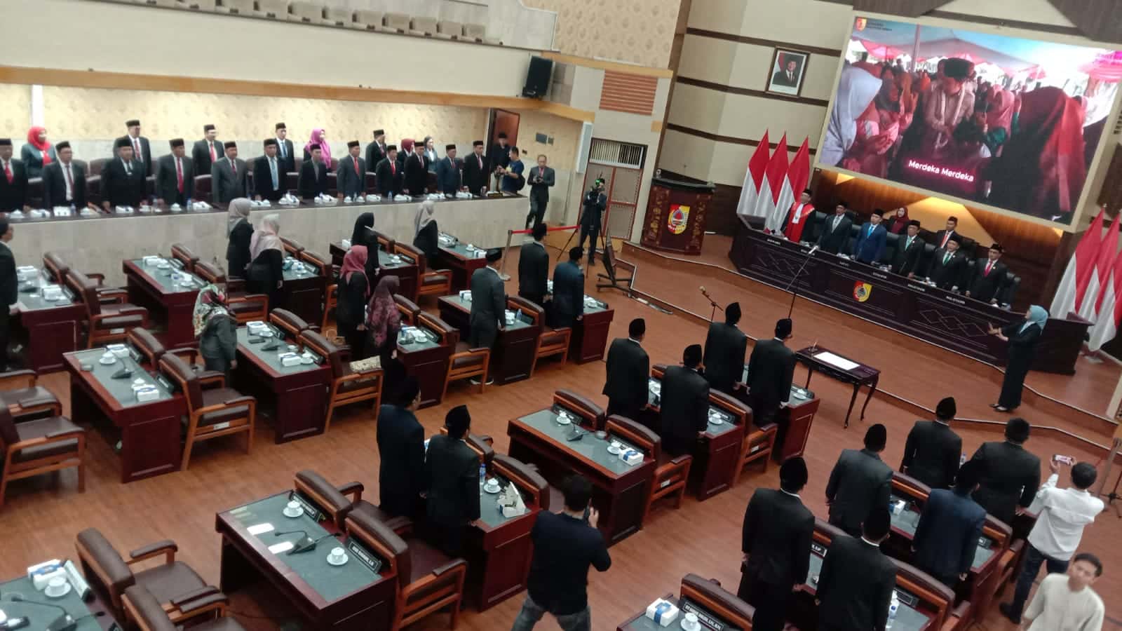 Fatmawati Resmi Jadi Wakil Ketua DPRD Jember, Ini Harapan Bupati Fawait