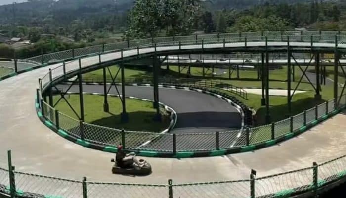 Go-Luge Puncak: Destinasi Baru Menikmati Sensasi Balap Go-Kart di Alam Pegunungan