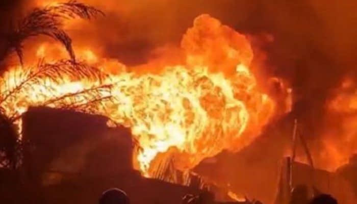 Ngeri! Empat Gudang Paket di Jakarta Barat Hangus, Asap Pekat Membumbung Tinggi