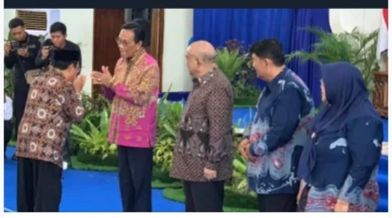 Hamengku Buwono X dan Paku Alam X kecewa