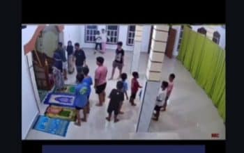 Viral suara cewek masjid