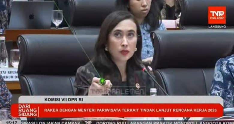 Rapat DPR menteri bingung