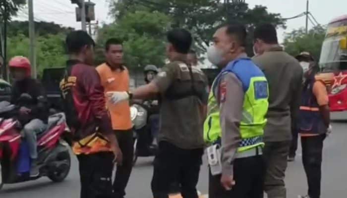 Tragis di Tambak Osowilangun, Pemotor Tewas Terlindas Truk Kontainer yang Kabur