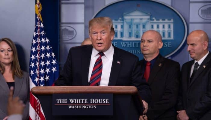 Tersangka Serang Agen Keamanan! Detik-detik Penembakan di Acara yang Dihadiri Trump