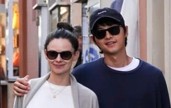 Song Joong Ki dan Katy Louise Saunders