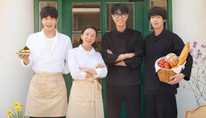 Variety Show Baru Bonjour Bakery Hadirkan Kisah Hangat di Kafe Dessert Khusus Lansia