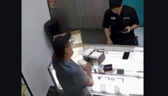 Terekam CCTV! Pencurian Ponsel di Toko HP, Pelaku Bawa Kabur Barang dengan Cara Licik
