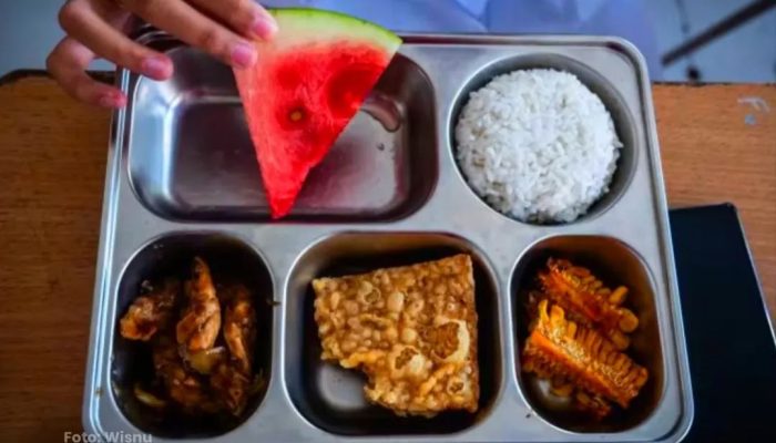 Guru Bukan Kurir! SMAN 1 Ciemas Sukabumi Tolak Distribusi MBG, “Tugas Kami Mengajar!”