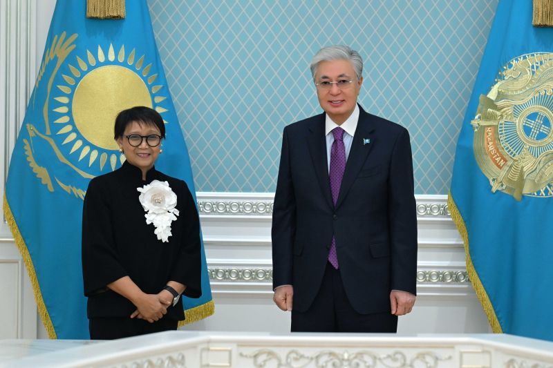 Retno Marsudi Bertemu Presiden Kazakhstan