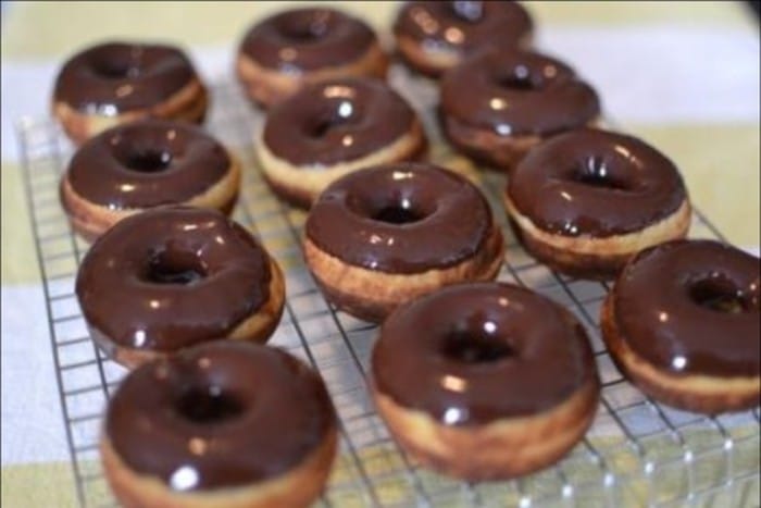Resep Donat Lumer Coklat