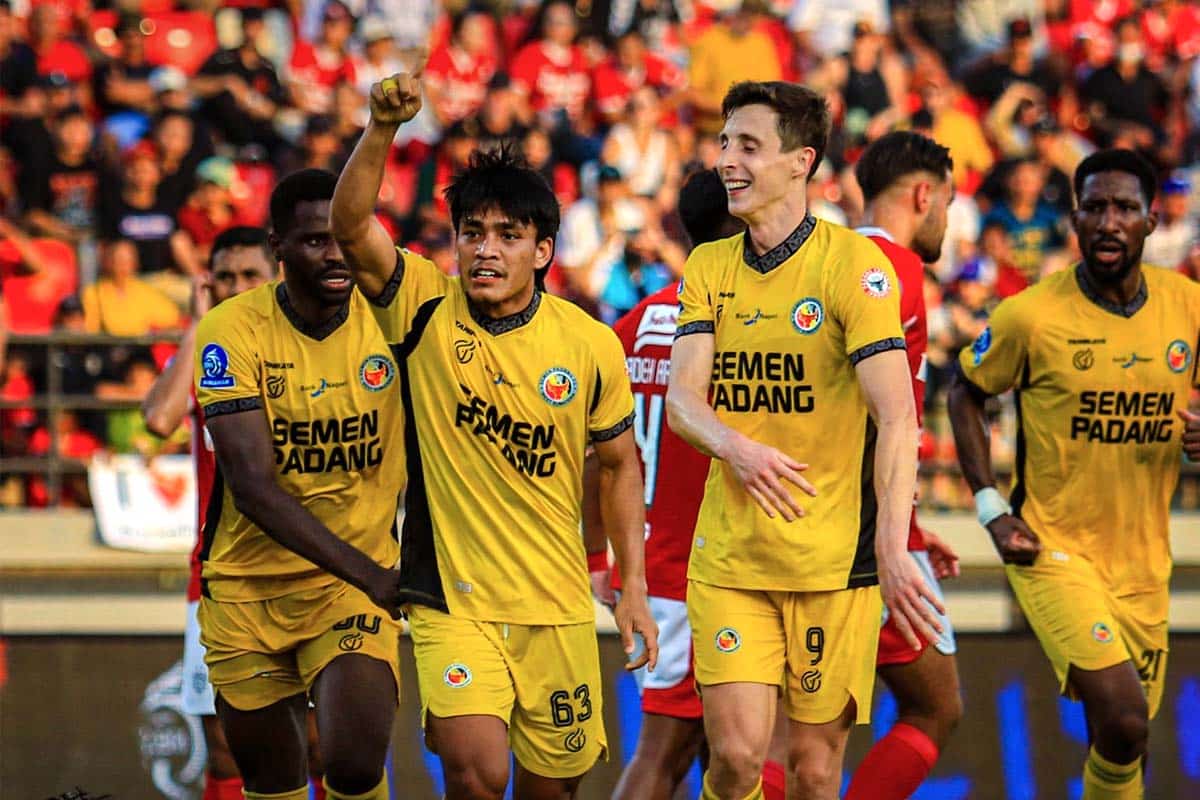 skuad semen padang