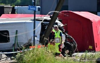 Bus Sekolah Ditabrak Kereta di Belgia,