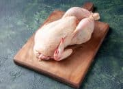 Jangan Sampai Salah! Ini Batas Aman Simpan Ayam Mentah di Kulkas