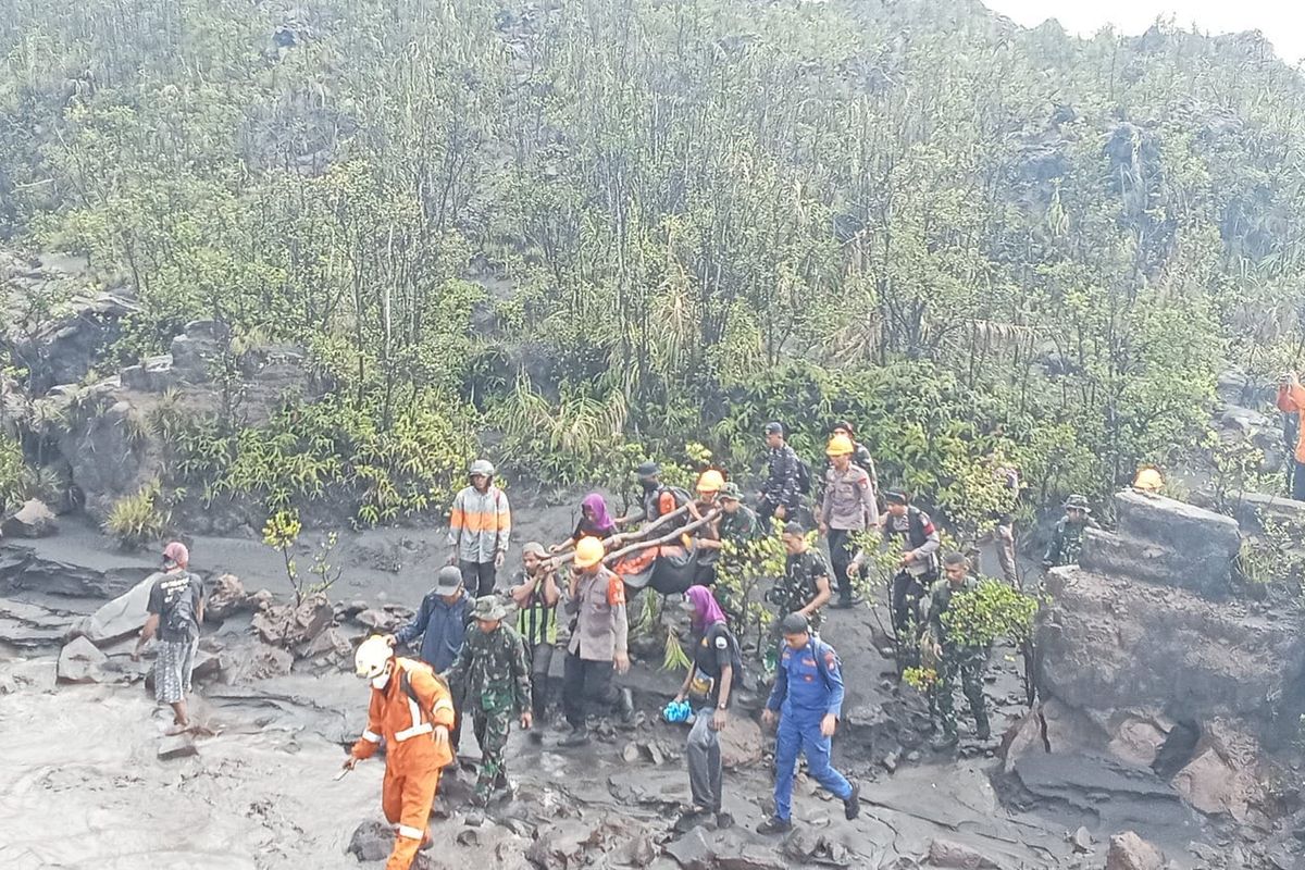 Gunung Dukono