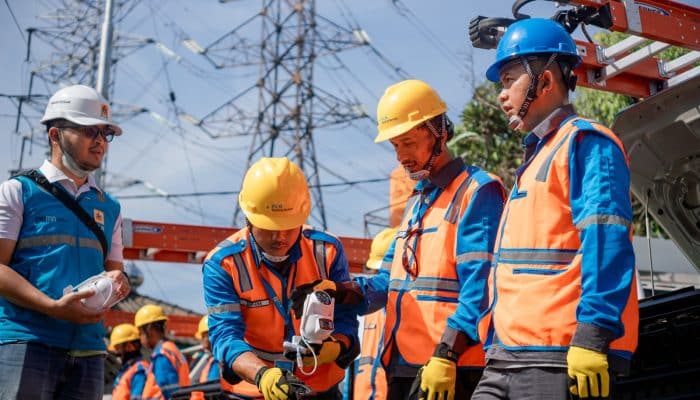 PLN UID Jabar Siagakan 4.993 Personel dan Layanan Digital 24 Jam Selama Idul Adha dan Waisak 2026