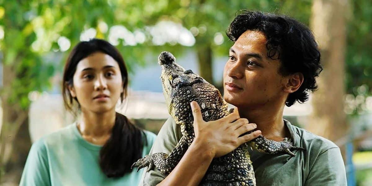 Nonton Crocodiles Tear