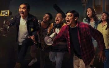 Nonton Maju Serem Mundur Horor