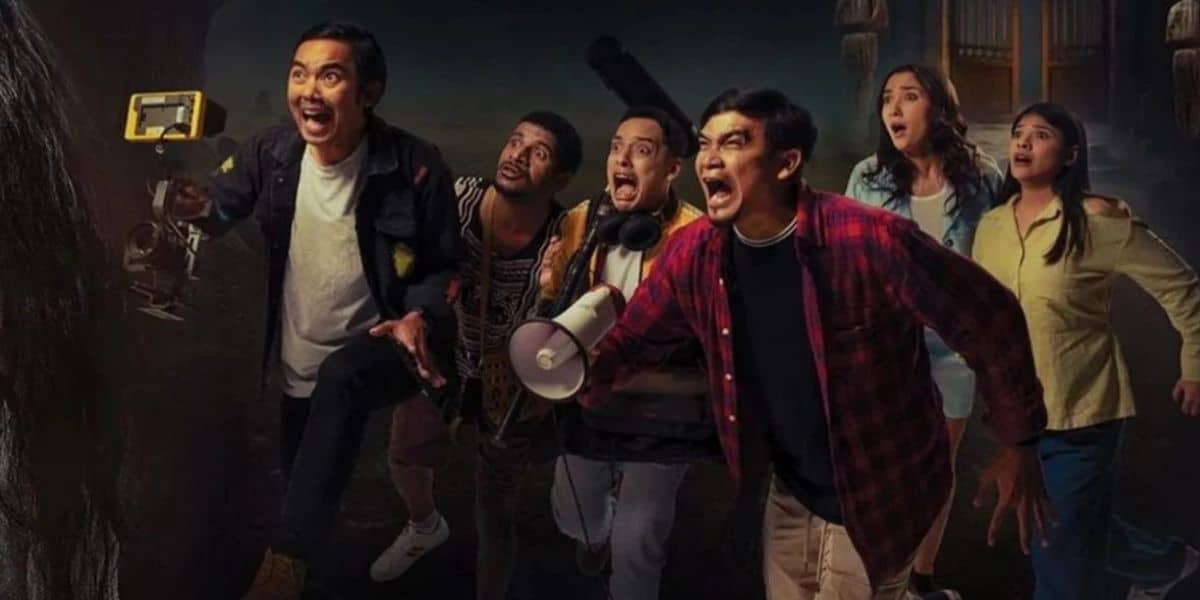 Nonton Maju Serem Mundur Horor