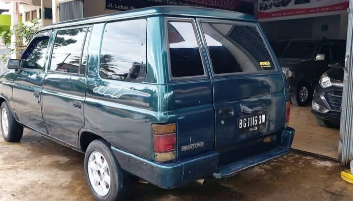 Isuzu Panther 1993: Legenda “Si Raja Diesel” yang Tetap Tangguh
