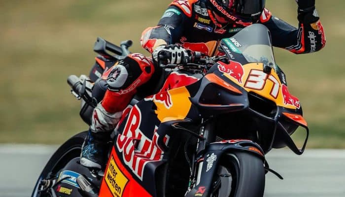 Kualifikasi MotoGP Catalunya 2026: Pedro Acosta Pole, Alex Marquez Ketiga!