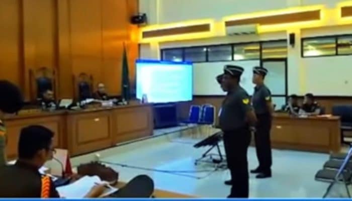 Terlibat Pembunuhan Kacab BRI, 3 Prajurit TNI Dituntut 4 – 12 Tahun Penjara!