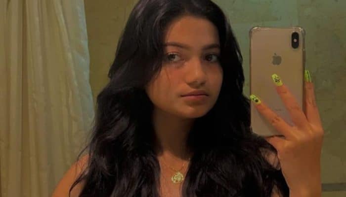 Tolak Promosi Film karena Adegan Dewasa, Ratu Sofya Disomasi HAS Pictures