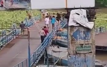 Jembatan Ponton Haji Endang