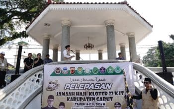 pemberangkatan jemaah haji Garut 1446 Hijriah
