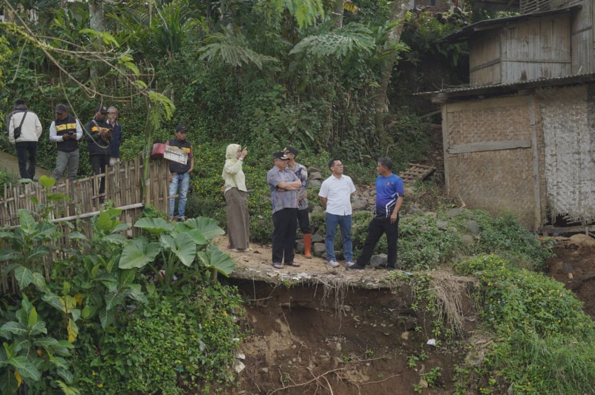 jembatan putus Banjarwangi