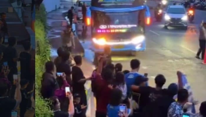 Persib Bandung Tiba di Samarinda, Disambut Meriah Ratusan Bobotoh Jelang Laga Lawan Persija