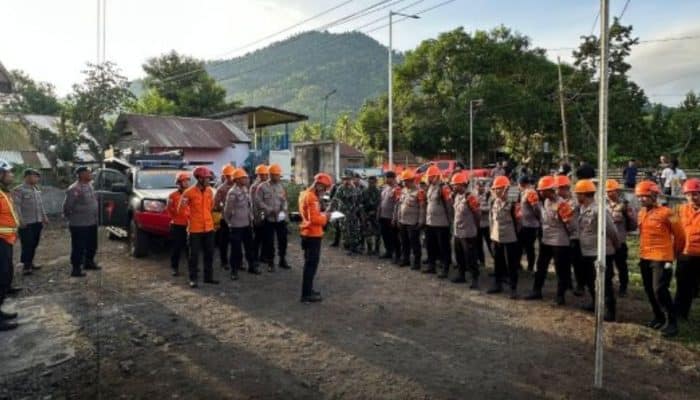 Operasi SAR Hari Kedua: 3 Pendaki Masih Hilang di Gunung Dukono, Pencarian Fokus di Sekitar Puncak dan Kawah