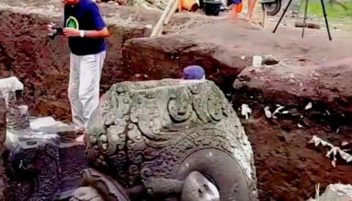 Ramalan Cak Nun Soal Candi Raksasa Lebih Besar dari Borobudur di Kediri Disebut Terbukti, Ini Fakta Ekskavasi Terbarunya!