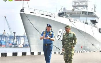 kedatangan KRI Canopus-936 dari Jerman ke Indonesia
