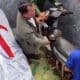 Viral Video Sepeda Motor Ikut Dimasukkan ke Liang Lahat Sesuai Permintaan Terakhir Almarhum