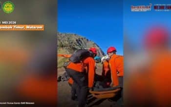 pendaki cedera di Gunung Rinjani