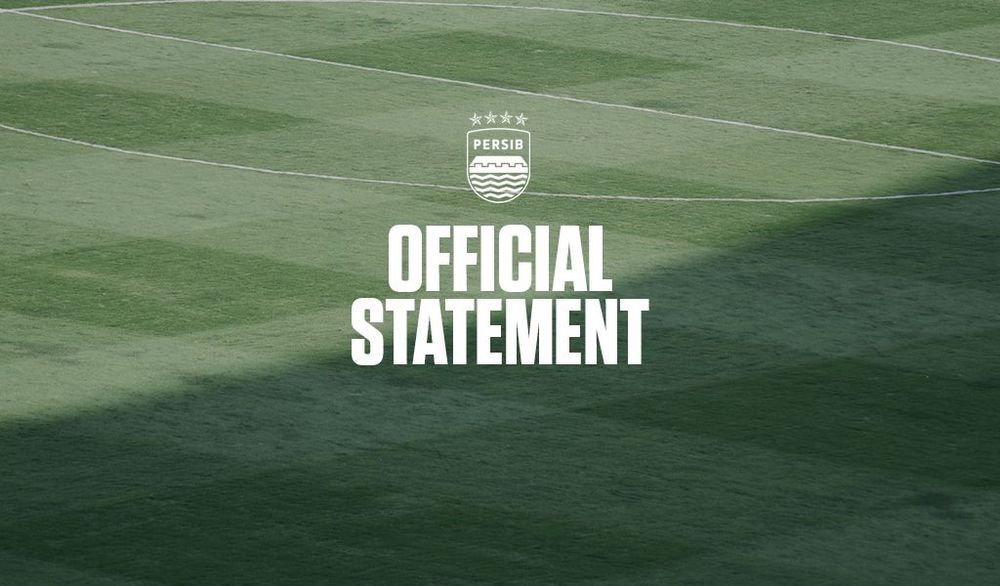 Persib Bandung klarifikasi transfer ban FIFA terkait kasus Daisuke Sato. Klub memastikan bukan karena tunggakan gaji pemain.