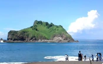 Terseret Ombak Pantai Payangan Jember