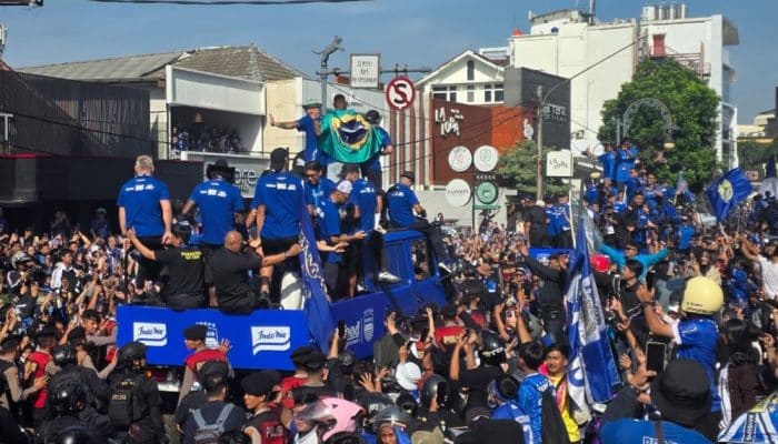 Sejarah Baru! Persib Klub Indonesia Pertama Juara 3 Kali Beruntun, Koleksi 10 Gelar Sepanjang Masa
