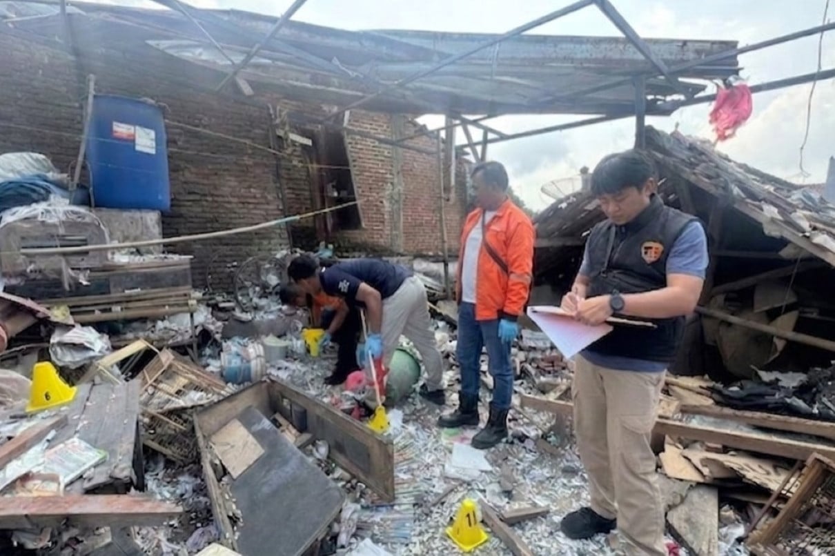 Pria di Malang Tewas Usai Ledakan Petasan Hancurkan Rumah, Polisi Selidiki Penyebab