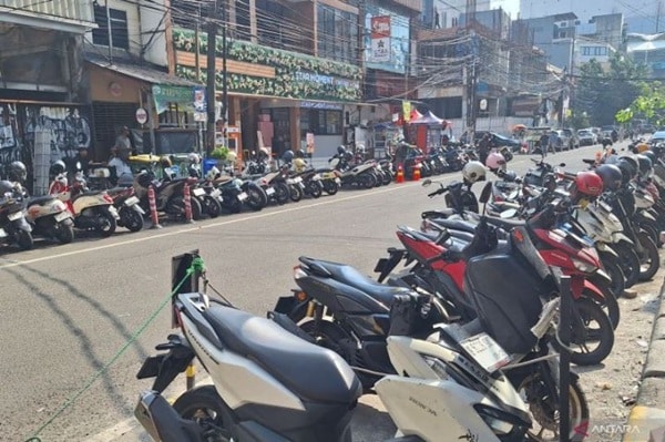 parkir di blok m