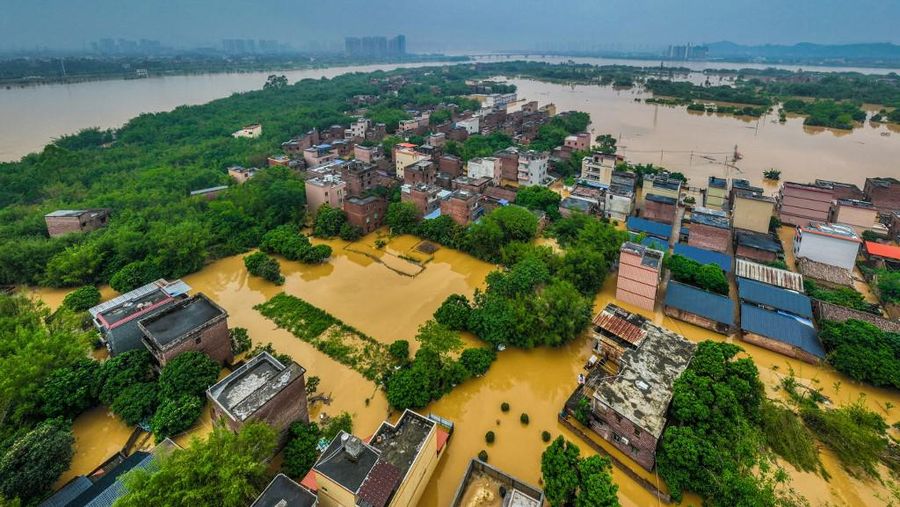 Banjir Besar Terjang China,