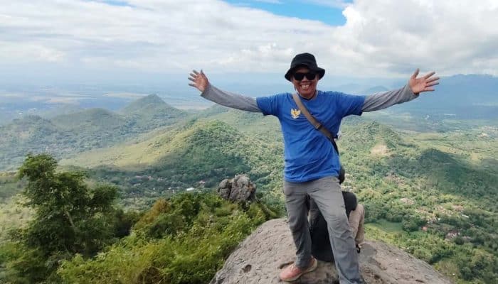 Jalan ke Puncak Bukit Cumbri Ponorogo – Wonogiri Bisa jadi Ajang Latihan Pendakian ke Gunung yang Lebih Tinggi