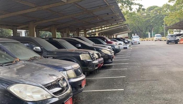 Rakyat Banten Ditagih Pajak Kendaraan Bermotor, Eh Pemerintah Malah Nunggak Pajak
