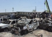 Bom Bunuh Diri Guncang Kereta di Pakistan, 28 Orang Tewas dan Puluhan Luka