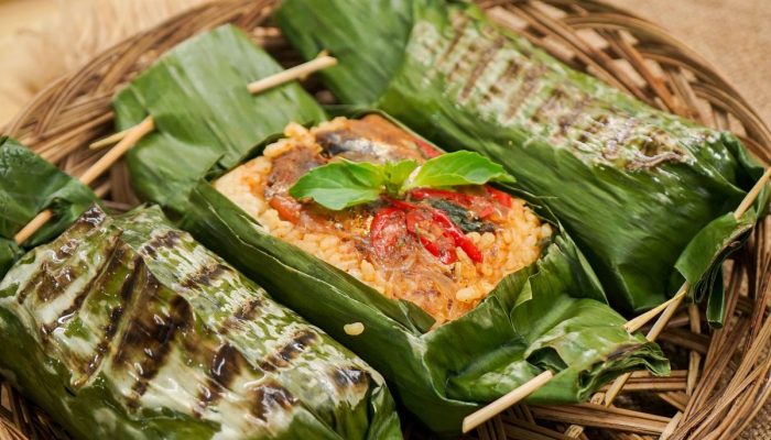 Resep Nasi Bakar Daun Salam, Menu Harum dan Gurih yang Cocok untuk Bekal Keluarga