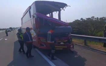 Kecelakaan Maut! Bus AKAP Tabrak Truk Tangki di Tol Paspro, Satu Penumpang Tewas dan Enam Orang Terluka