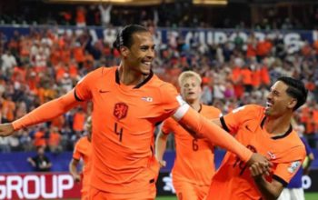 belanda ditahan