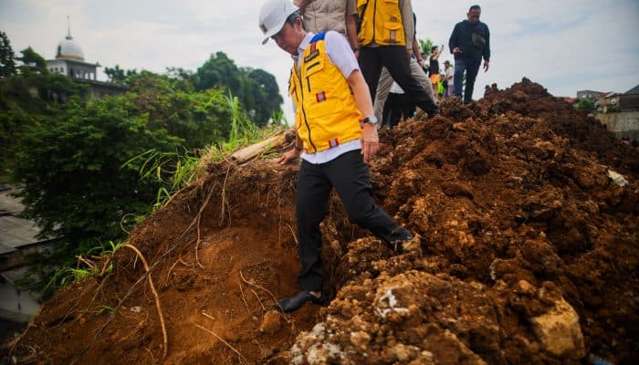 Dedie Rachim Tinjau Trase Baru Batutulis, Ada Rencana Pembebasan Lahan di Ujung Jalan.